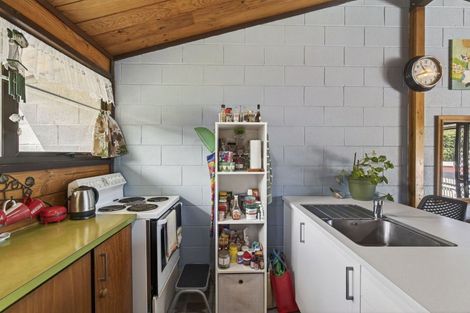 Photo of property in 14a Ambury Place, Merrilands, New Plymouth, 4312