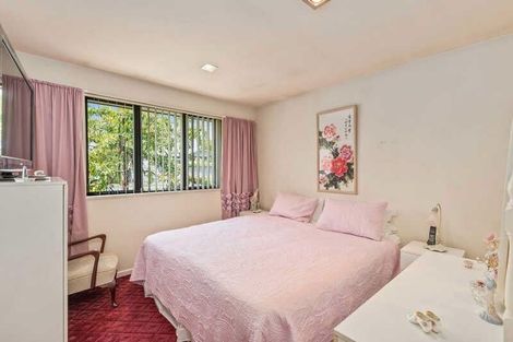 Photo of property in 65 Cleveland Street, Edgeware, Christchurch, 8013