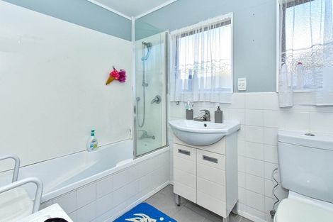 Photo of property in 40a Manuroa Road, Takanini, 2112