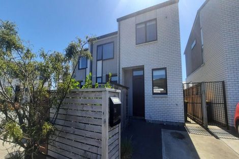 Photo of property in 14 Kauamo Close, Waiwhetu, Lower Hutt, 5010