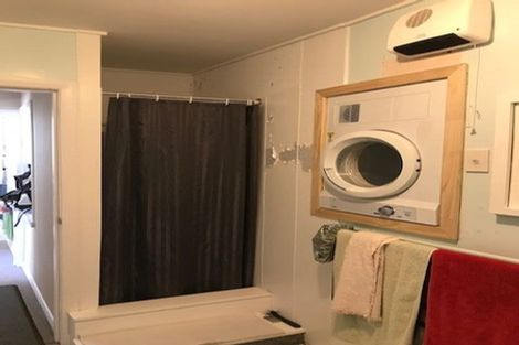 Photo of property in 75a Todman Street, Brooklyn, Wellington, 6021