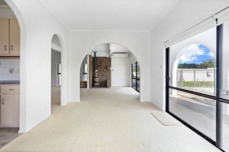 Photo of property in 9 Windsor Avenue, Waikanae, 5036