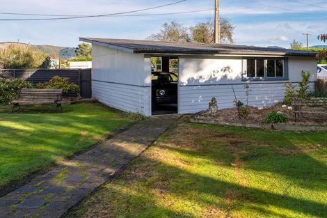 Photo of property in 15 Pembroke Street, Waimate, 7980