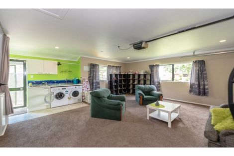Photo of property in 12 Antrim Place, Nawton, Hamilton, 3200