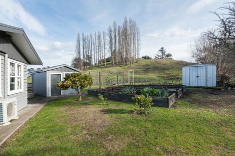 Photo of property in 112 High Street, Waipawa, 4210