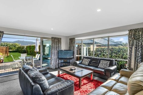 Photo of property in 31 Franklin Drive, Rangiora, 7400