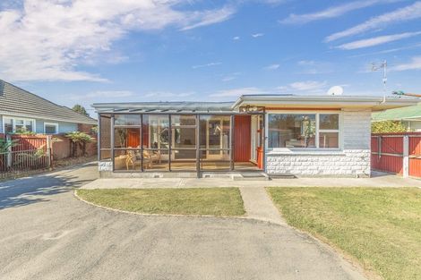 Photo of property in 146 Springs Road, Hornby, Christchurch, 8042
