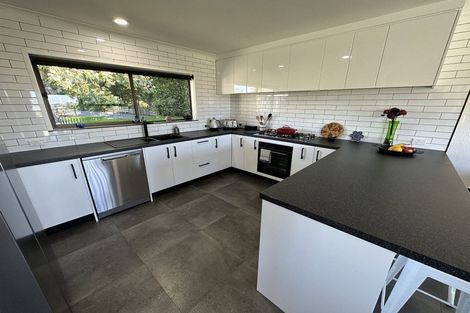 Photo of property in 72 Campbell Road, Tokoroa, 3491