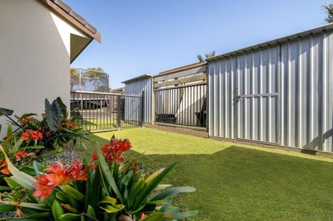 Photo of property in 8 Wouldbank Way, Welcome Bay, Tauranga, 3112