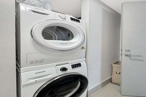 Photo of property in Masina Apartments, 306/80 Riddiford Street, Newtown, Wellington, 6021