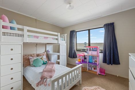 Photo of property in 5/254 Glenvar Road, Torbay, Auckland, 0630
