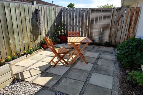 Photo of property in 2/22 Longfellow Street, Sydenham, Christchurch, 8023