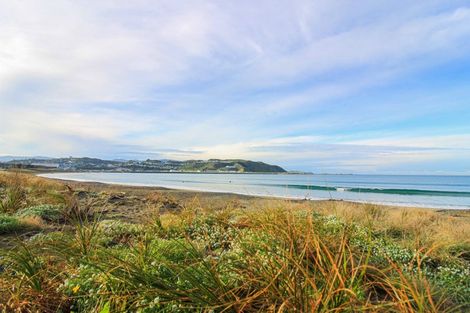 Photo of property in 30f4 Lyall Parade, Lyall Bay, Wellington, 6022