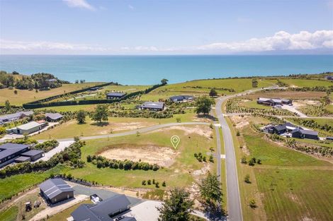 Photo of property in 17 Deck Road, Tasman, 7173