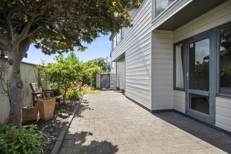 Photo of property in 2/7 Ngamotu Road, Taupo, 3330