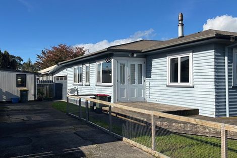 Photo of property in 13 Tapsell Road, Fairy Springs, Rotorua, 3015