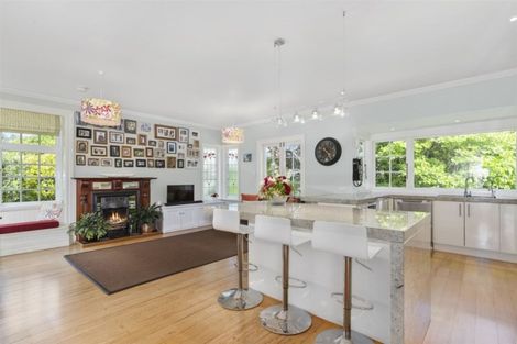 Photo of property in 1 Grove Road, Devonport, Auckland, 0624