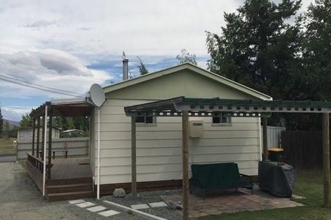 Photo of property in 35 Omahau Crescent, Twizel, 7901
