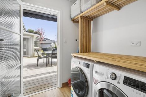 Photo of property in 59 Graham Avenue, Te Atatu Peninsula, Auckland, 0610