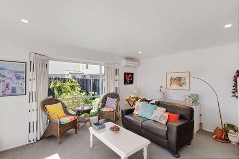 Photo of property in 49 Sawyers Arms Road, Northcote, Christchurch, 8052