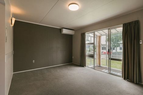 Photo of property in 57 Abraham Crescent, Milson, Palmerston North, 4414