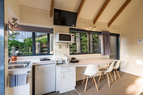Photo of property in 60 Fishlock Road, Te Arai, Wellsford, 0974