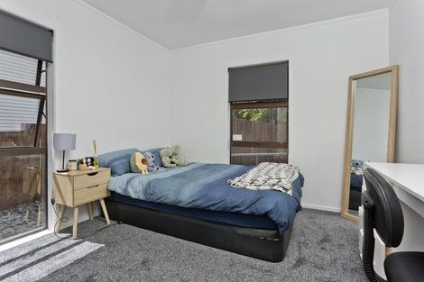 Photo of property in 1/38 Birkdale Road, Birkdale, Auckland, 0626