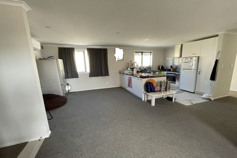 Photo of property in 4b Croydon Road, New Lynn, Auckland, 0600