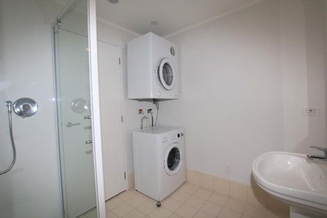 Photo of property in 6a/30 Westward Ho, Glen Eden, Auckland, 0602