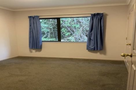 Photo of property in 5a Christina Avenue, Te Atatu South, Auckland, 0602