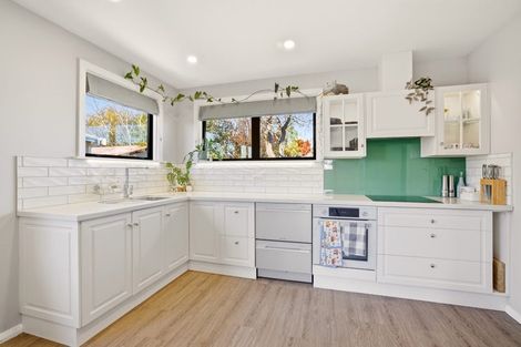 Photo of property in 94 Prestons Road, Redwood, Christchurch, 8051
