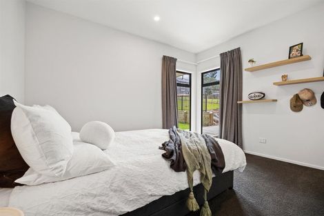 Photo of property in 114 Solan Drive, Waimauku, 0812