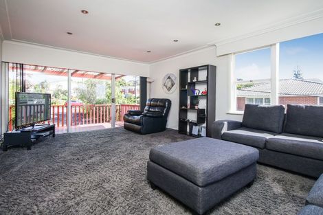 Photo of property in 9 Merchant Avenue, Te Atatu South, Auckland, 0610
