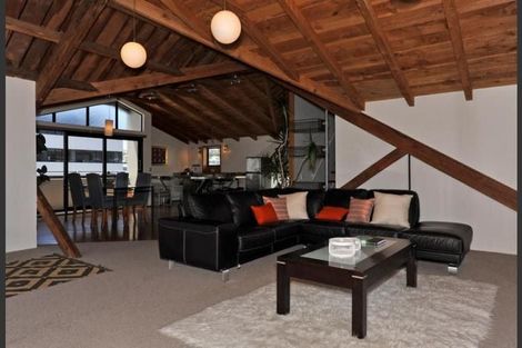 Photo of property in 59u7 Cambridge Terrace, Te Aro, Wellington, 6011