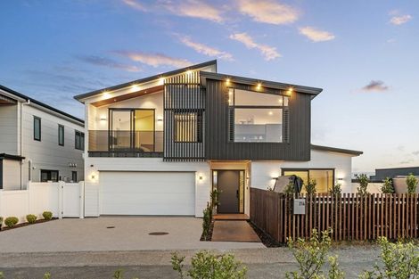 Photo of property in 214 Vaughans Road, Long Bay, Albany, 0792