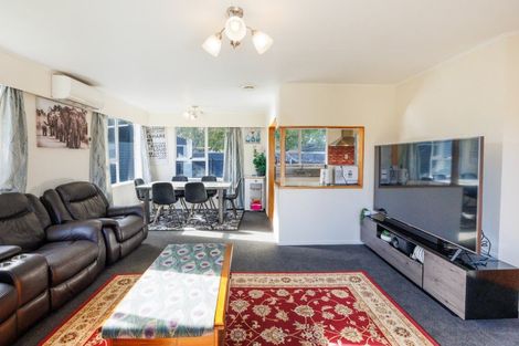 Photo of property in 48 Somerset Crescent, Highbury, Palmerston North, 4412