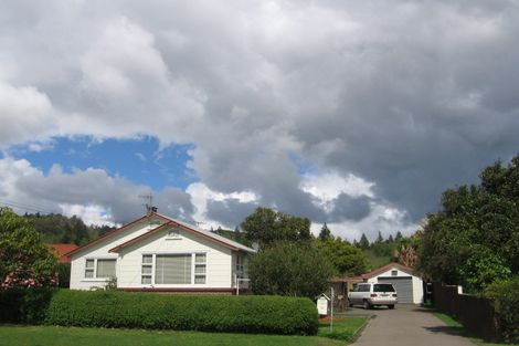 Photo of property in 13 Hilton Road, Lynmore, Rotorua, 3010