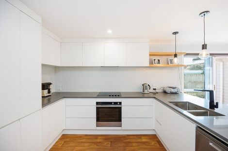 Photo of property in 136a Heretaunga Street, Palmerston North, 4414