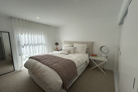 Photo of property in 29 Tomtit Crescent, Lake Hawea, 9382