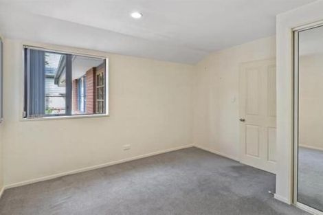 Photo of property in 1 Roche Avenue, Upper Riccarton, Christchurch, 8041