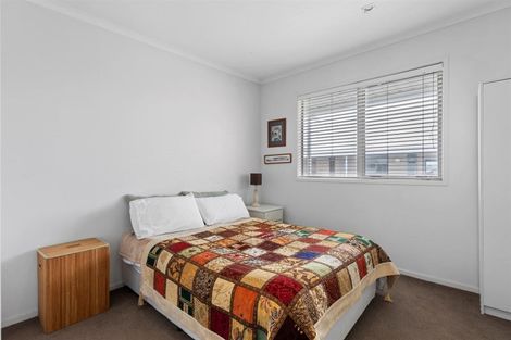 Photo of property in 310/332 Maunganui Road, Mount Maunganui, 3116