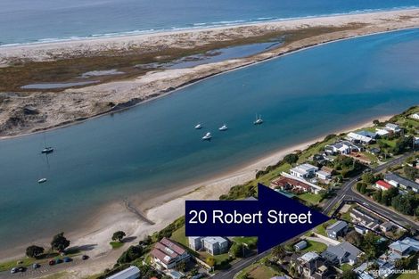 Photo of property in 20 Robert Street, Mangawhai Heads, Mangawhai, 0505