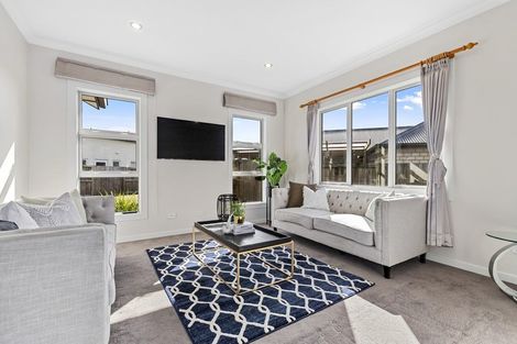 Photo of property in 27 Teatree Close, Huntington, Hamilton, 3210