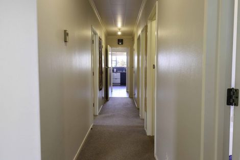 Photo of property in 31 Somerset Crescent, Highbury, Palmerston North, 4412