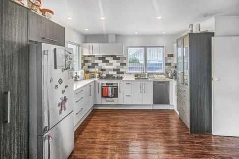 Photo of property in 33 Holyrood Street, Taradale, Napier, 4112