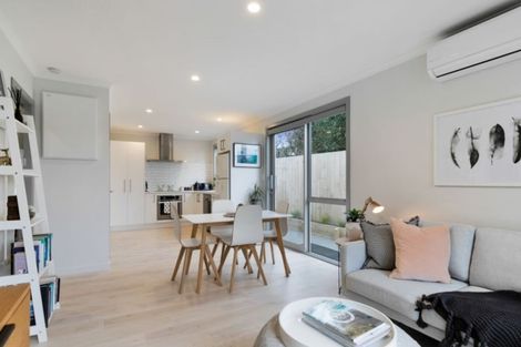 Photo of property in 2unit Mahana Place, Raglan, 3225