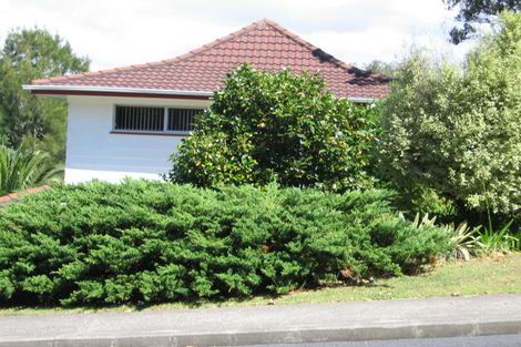 Photo of property in 3 Geoffrey Road, Torbay, Auckland, 0630
