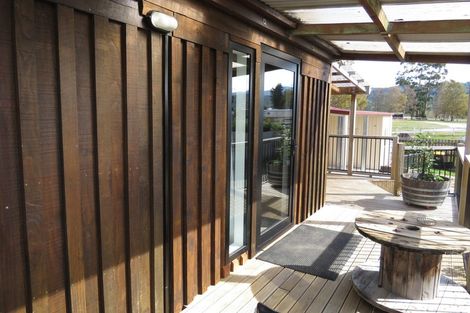 Photo of property in 1 Racecourse Road, Reefton, 7830