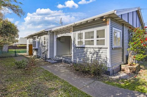 Photo of property in 15 Norwich Street, Linwood, Christchurch, 8062