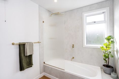 Photo of property in 28 Lanark Street, Mosgiel, 9024